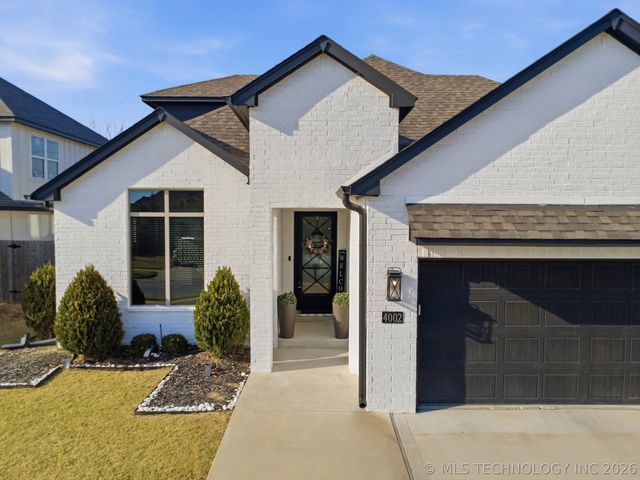 4002 W Tuscon Place, Broken Arrow, OK 74011