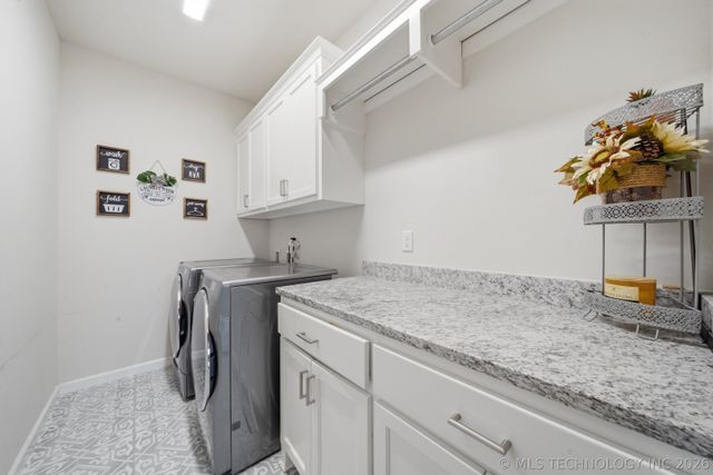 4002 W Tuscon Place, Broken Arrow, OK 74011