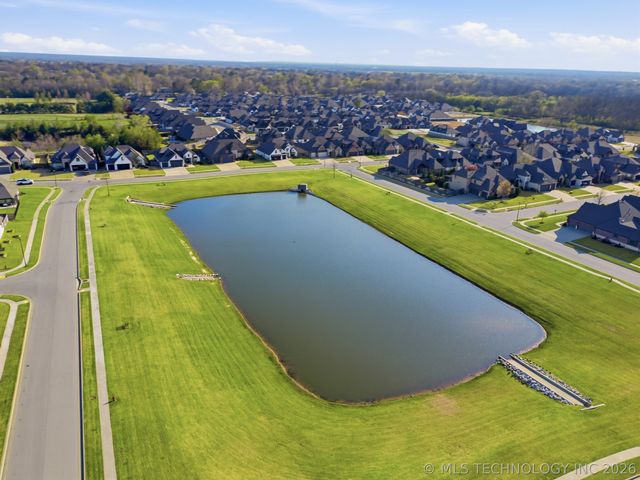 4002 W Tuscon Place, Broken Arrow, OK 74011