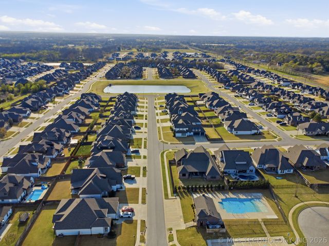 4002 W Tuscon Place, Broken Arrow, OK 74011