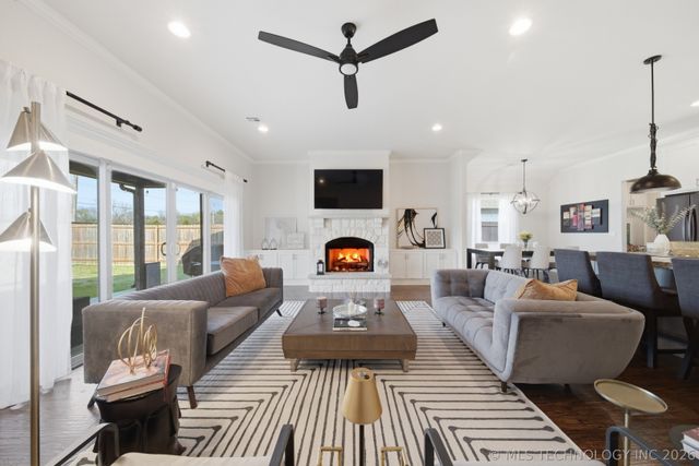 4002 W Tuscon Place, Broken Arrow, OK 74011