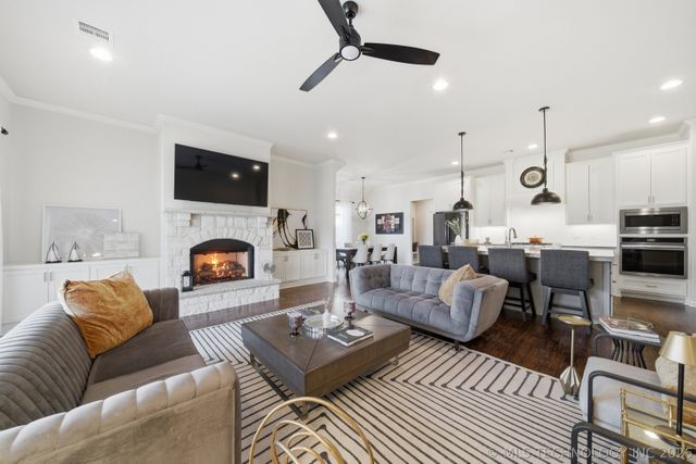 4002 W Tuscon Place, Broken Arrow, OK 74011