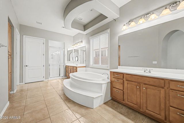 830 E Canyon Way, Chandler, AZ 85249
