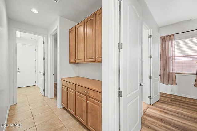 830 E Canyon Way, Chandler, AZ 85249