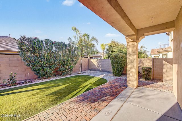 830 E Canyon Way, Chandler, AZ 85249