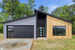 1081 Country Club Road, Pickens, SC 29671
