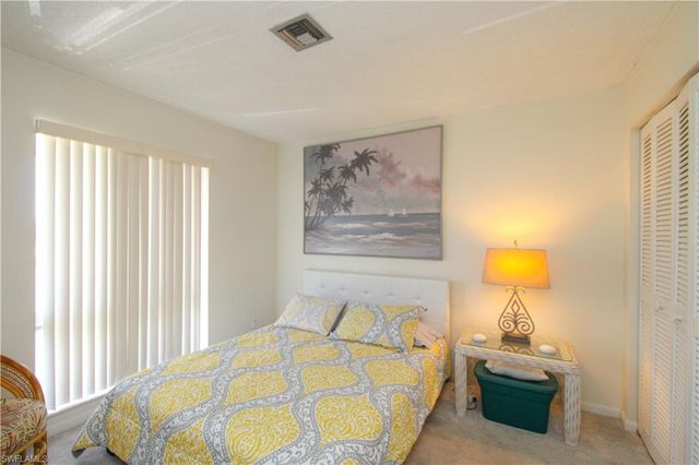 239 Palm DR 2, Naples, FL 34112