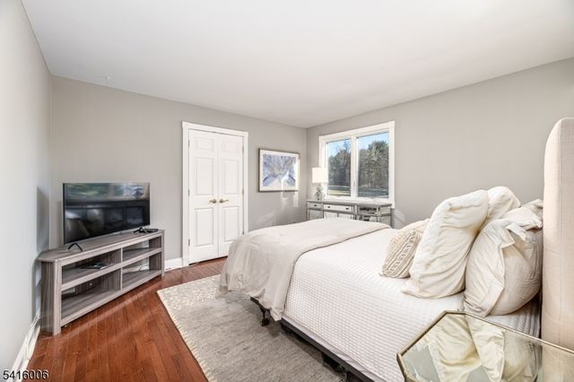 18 Kerby Ln, Mendham Boro, NJ 07945