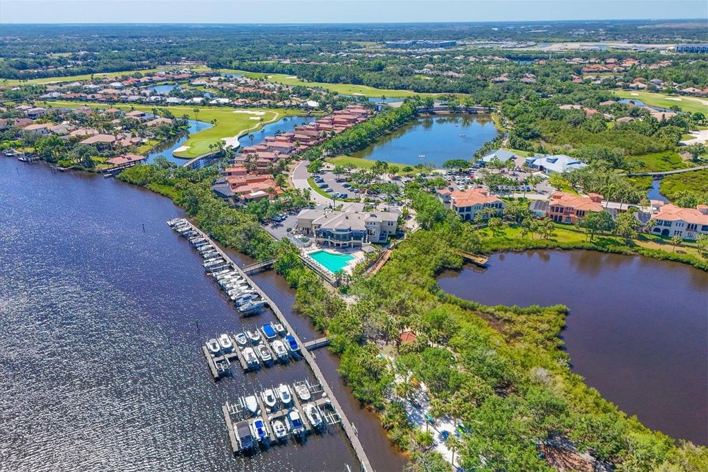 Image 38 of property listing at 9617 TURNING LEAF TERRACE, Bradenton, FL 34212