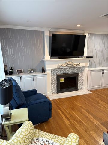 29 Dakota Street, Providence, RI 02904