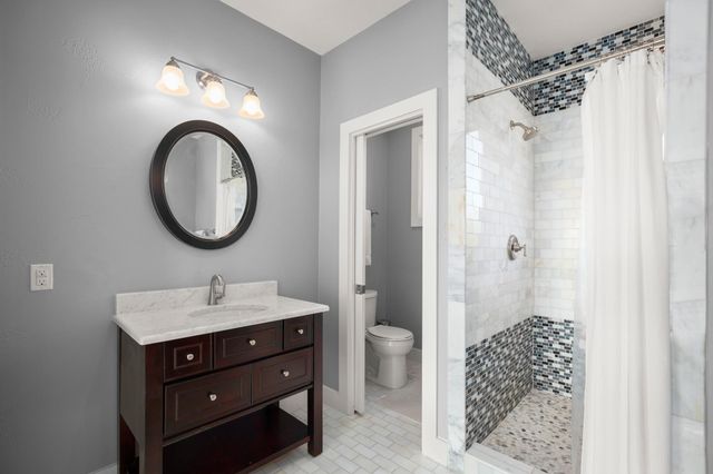 20005 Rod and Gun Club RD, Spicewood, TX 78669