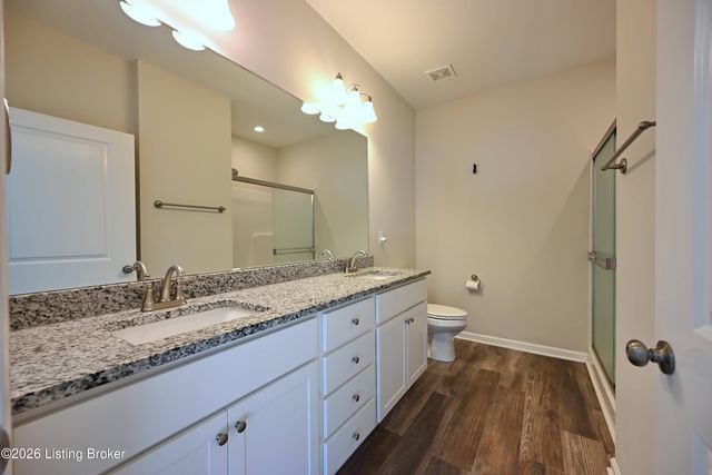 6411 Renate Rd, Louisville, KY 40291