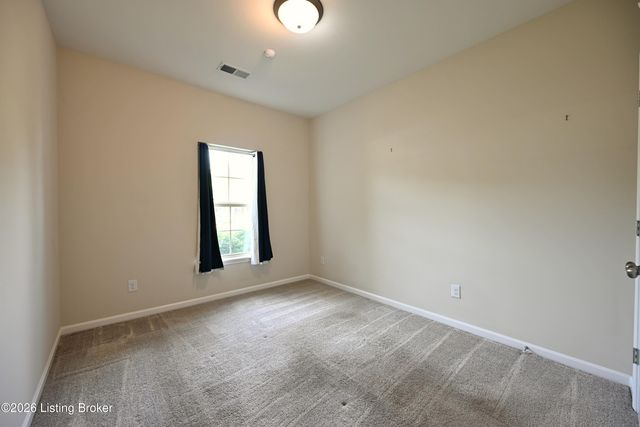 6411 Renate Rd, Louisville, KY 40291