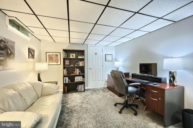 6 S SHAFFER DR, New Freedom, PA 17349