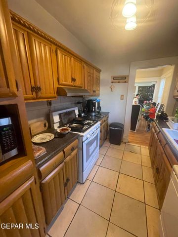 2616 W Wyoming Avenue, El Paso, TX 79903