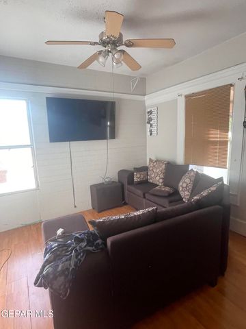 2616 W Wyoming Avenue, El Paso, TX 79903