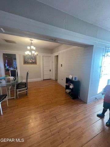 2616 W Wyoming Avenue, El Paso, TX 79903