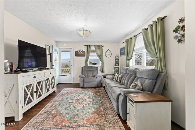 308 Hunt Avenue, Church Hill, TN 37642