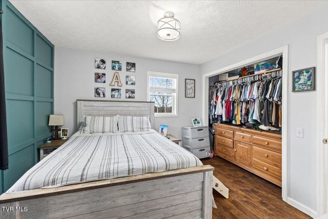 308 Hunt Avenue, Church Hill, TN 37642