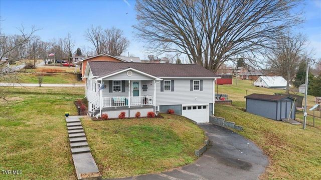 308 Hunt Avenue, Church Hill, TN 37642