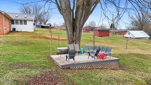 308 Hunt Avenue, Church Hill, TN 37642