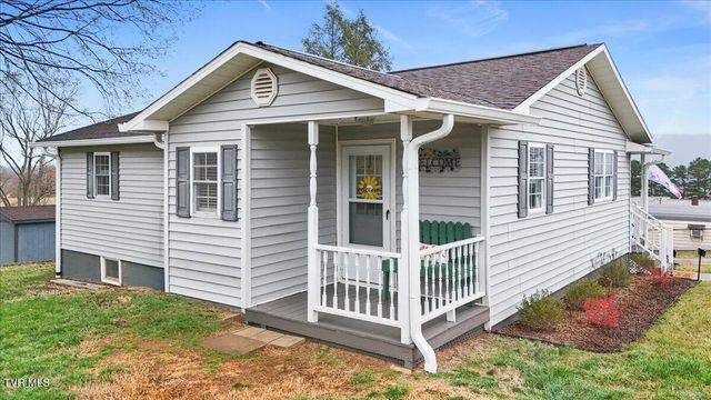 308 Hunt Avenue, Church Hill, TN 37642