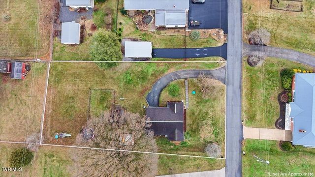 308 Hunt Avenue, Church Hill, TN 37642