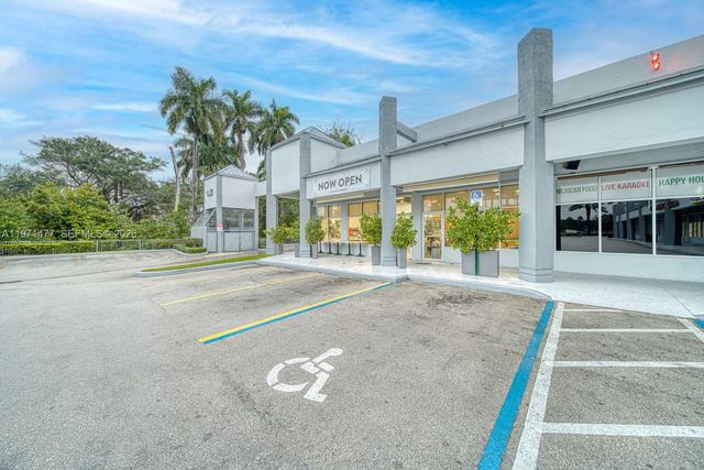 Restaurant For Sale On Busy Biscayne Boulevard, North Miami Beach, FL 33160