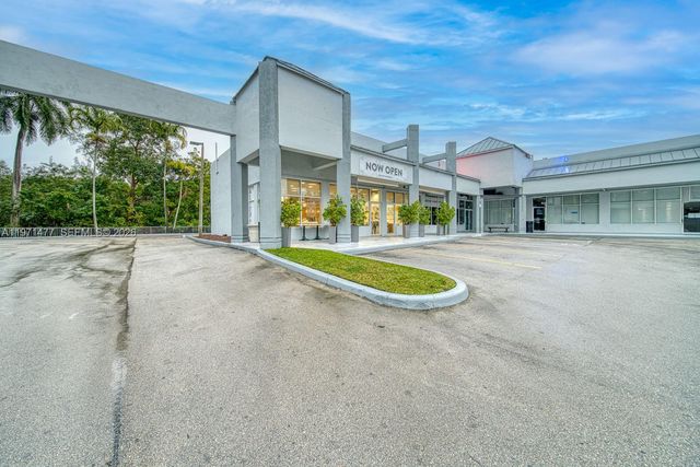 Restaurant For Sale On Busy Biscayne Boulevard, North Miami Beach, FL 33160