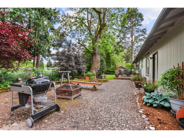 21532 Se ALDER St, Gresham, OR 97030