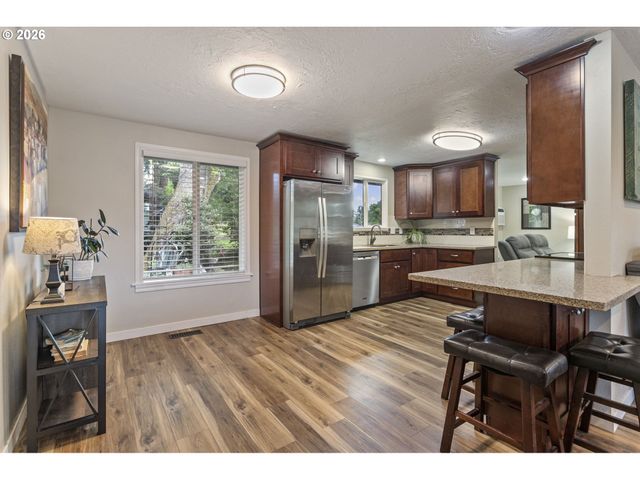 21532 Se ALDER St, Gresham, OR 97030