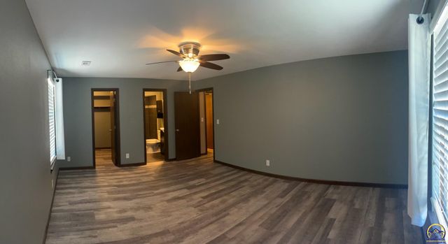 2925 SW Maupin Ln Apt 201, Topeka, KS 66614