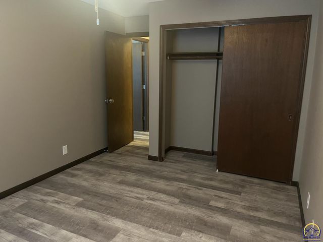 2925 SW Maupin Ln Apt 201, Topeka, KS 66614