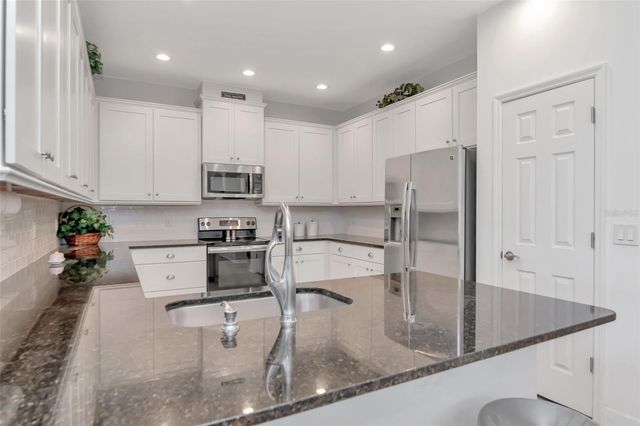 610 CHIPPER DRIVE, Sun City Center, FL 33573