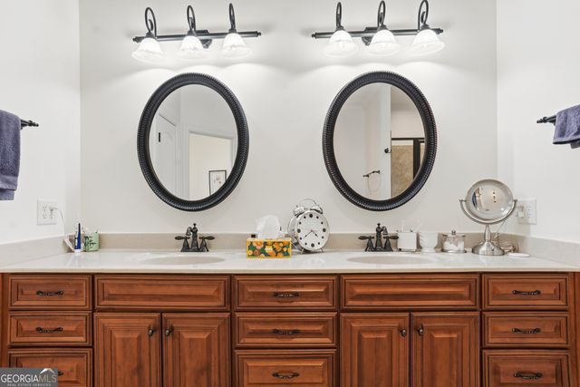 300 Pebble Hollow Drive, Milledgeville, GA 31061