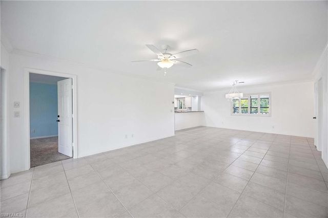 1608 Spoonbill LN # B, Naples, FL 34105