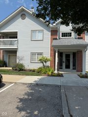 8410 Glenwillow Lane 205, Indianapolis, IN 46278