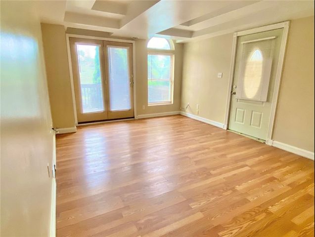 125 & 127 West Sycamore Avenue, Mt Washington, PA 15211