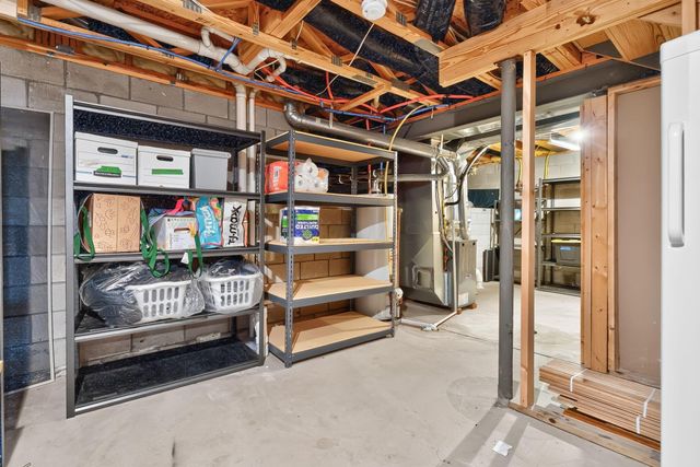 6395 Albany Gardens Drive, New Albany, OH 43054