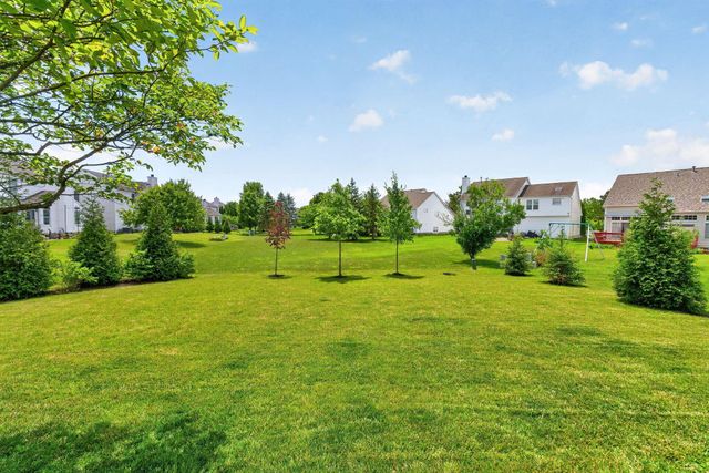 6395 Albany Gardens Drive, New Albany, OH 43054