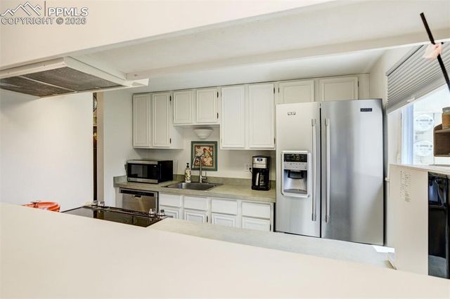 1098 Fontmore Road B, Colorado Springs, CO 80904