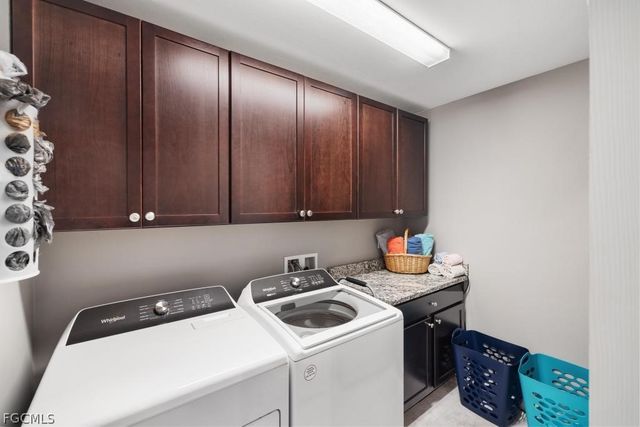 101 NW 25th TER, Cape Coral, FL 33993