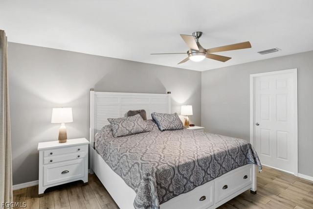 101 NW 25th TER, Cape Coral, FL 33993