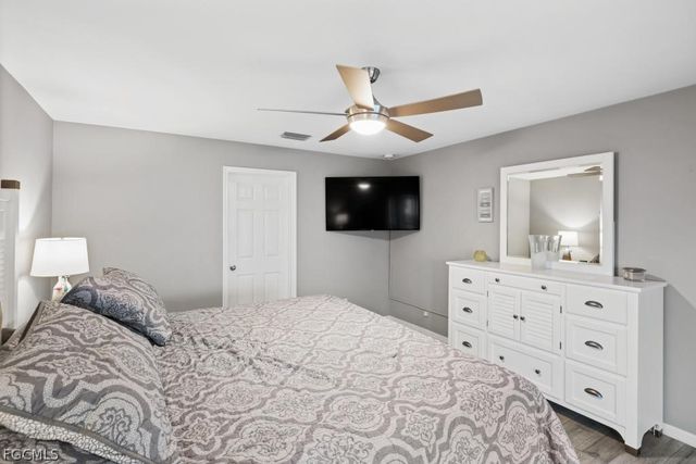 101 NW 25th TER, Cape Coral, FL 33993