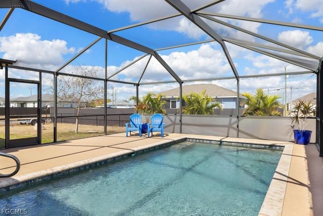 101 NW 25th TER, Cape Coral, FL 33993