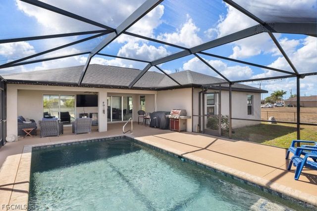 101 NW 25th TER, Cape Coral, FL 33993