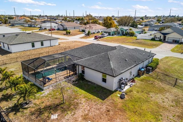 101 NW 25th TER, Cape Coral, FL 33993