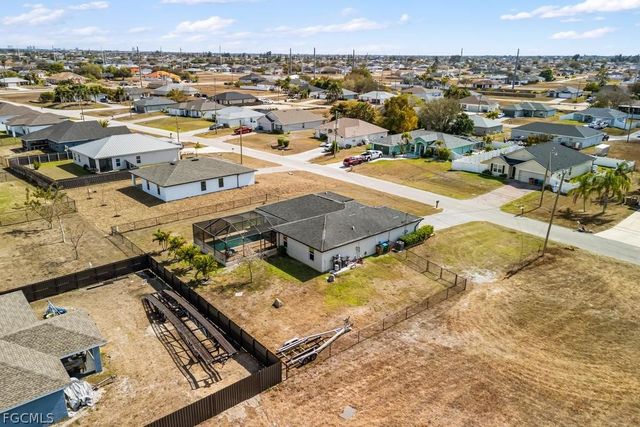 101 NW 25th TER, Cape Coral, FL 33993