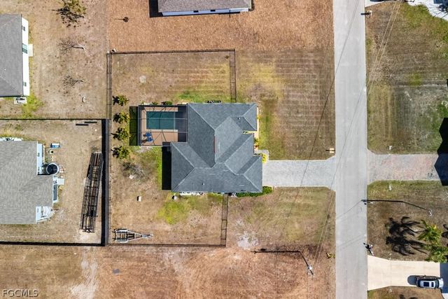 101 NW 25th TER, Cape Coral, FL 33993