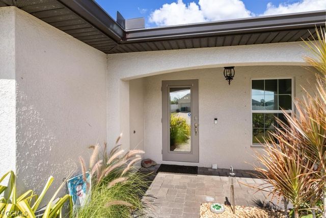 101 NW 25th TER, Cape Coral, FL 33993